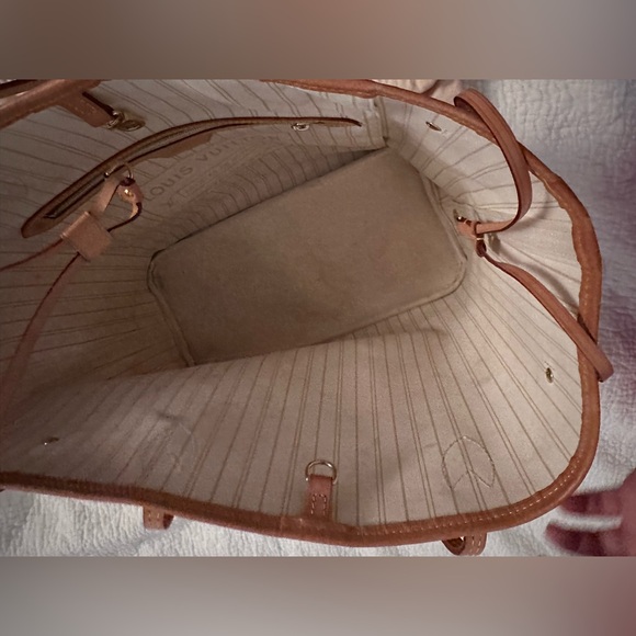 LV Neverfull PM in Damier Azure Pattern - Picture 8 of 12